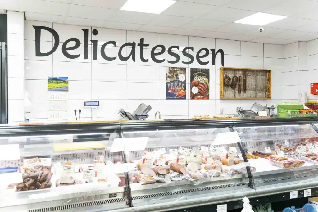 Dino Market Polski sklep in Winkelcentrum Heusdenhout