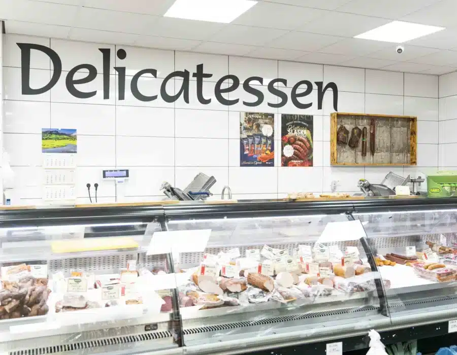 Dino Market Polski sklep in Winkelcentrum Heusdenhout